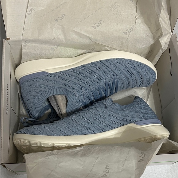 APL Men's Blue Athletic Shoes - Picture 4 of 4